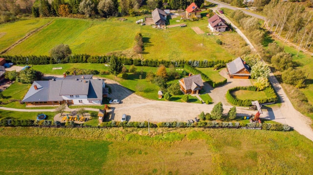 Курортные отели Bieszczadzki Ośrodek Wypoczynkowo Konferencyjny DANFARM Устшики-Дольне